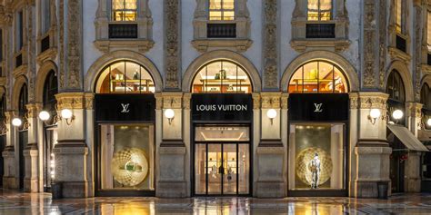 louis vuitton negozi nel mondo|Louis Vuitton eservice.